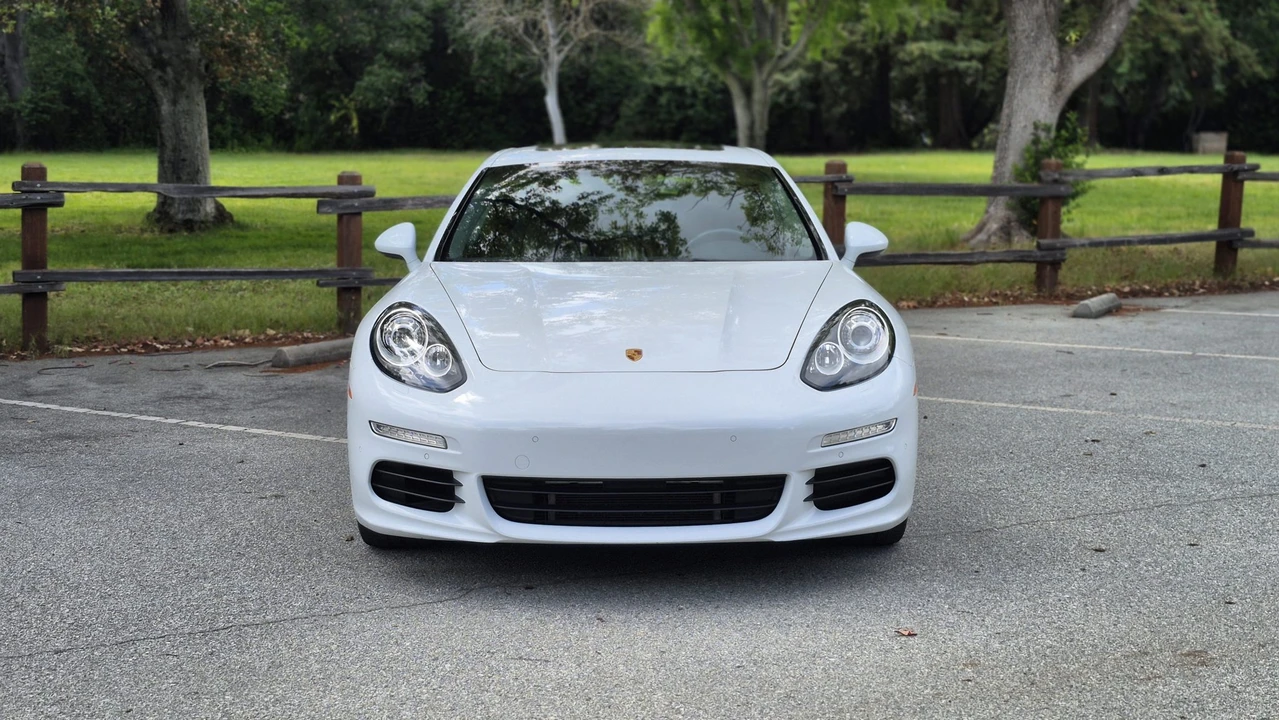 2014 Porsche 970 Panamera S - Image 19 of 31
