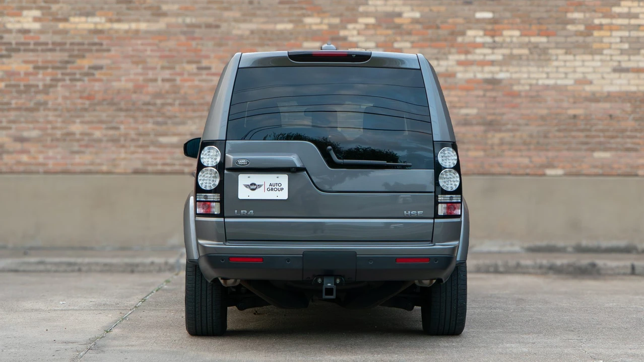 2015 Land Rover Discovery 4th Gen - Image 13 of 31