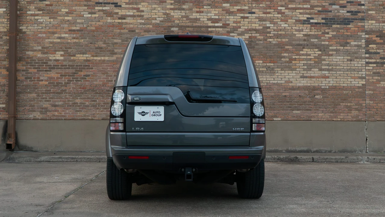2015 Land Rover Discovery 4th Gen - Image 9 of 31