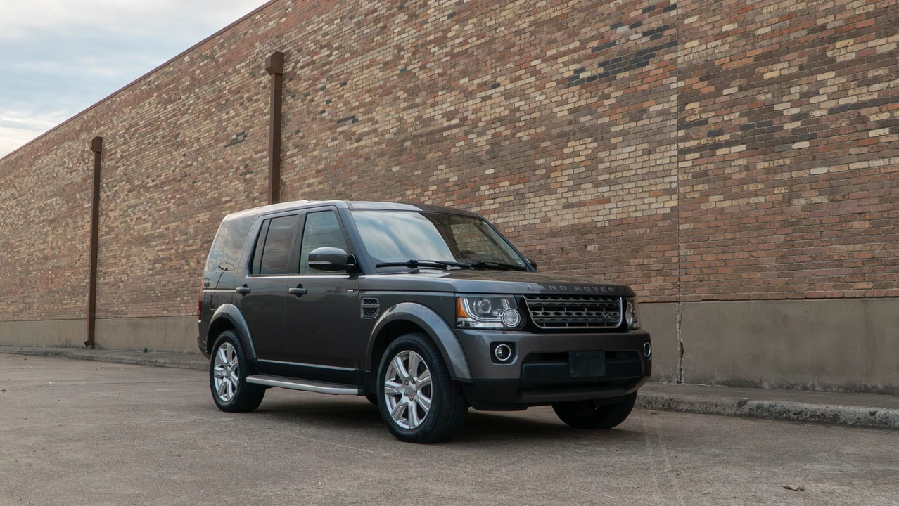 2015 Land Rover Discovery 4th Gen - Image 18 of 31