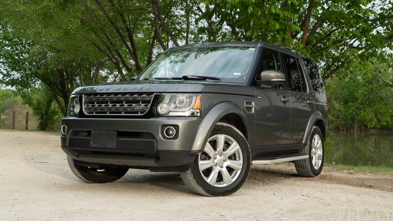 2015 Land Rover Discovery 4th Gen - Image 23 of 31
