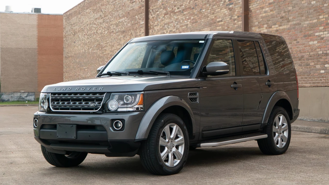 2015 Land Rover Discovery 4th Gen - Image 4 of 31