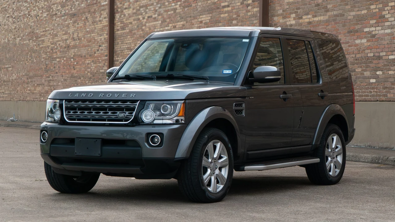 2015 Land Rover Discovery 4th Gen - Image 3 of 31