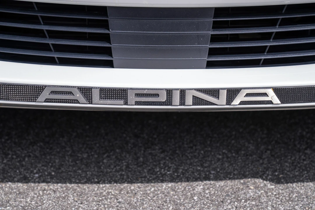 2017 BMW Alpina B6 - Image 17 of 31