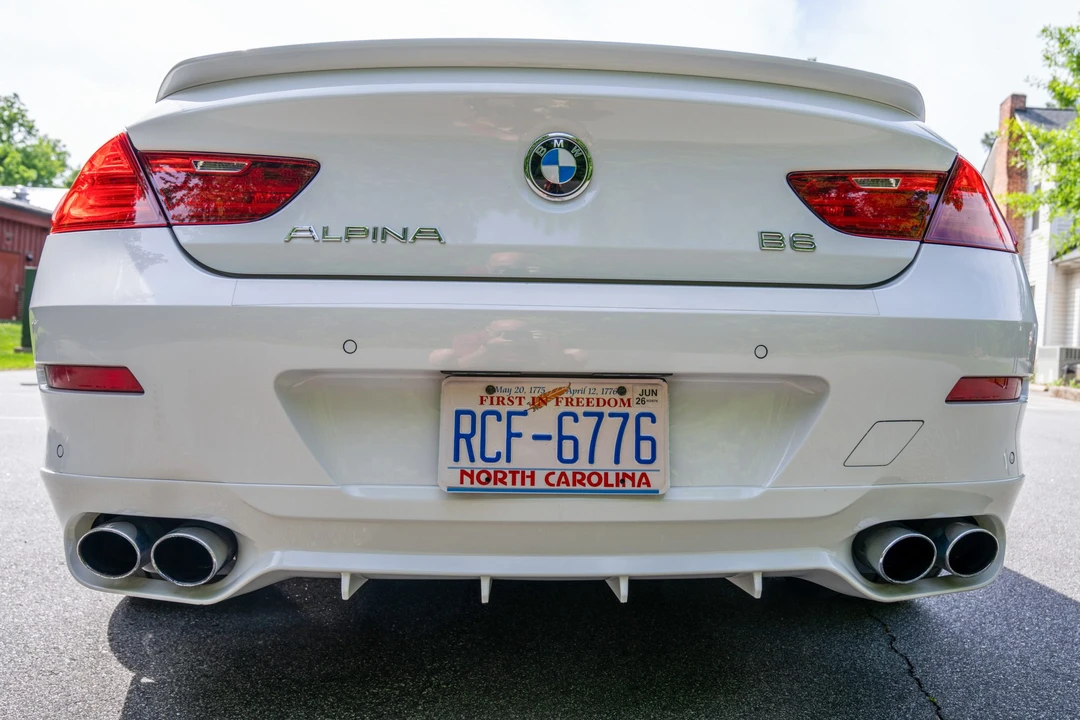 2017 BMW Alpina B6 - Image 9 of 31