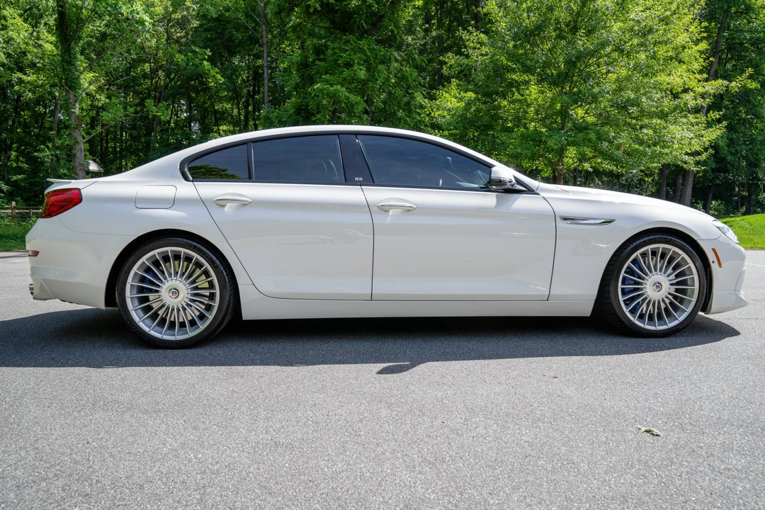 2017 BMW Alpina B6 - Image 5 of 31