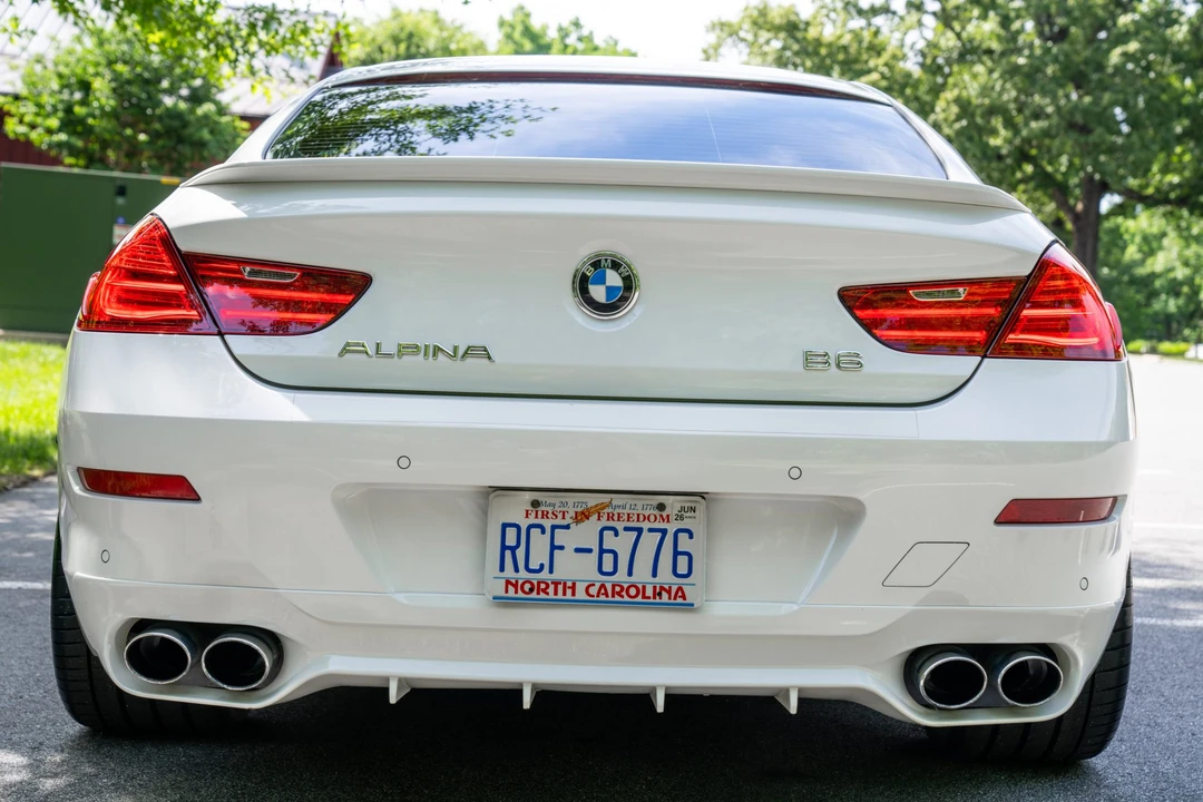 2017 BMW Alpina B6 - Image 8 of 31