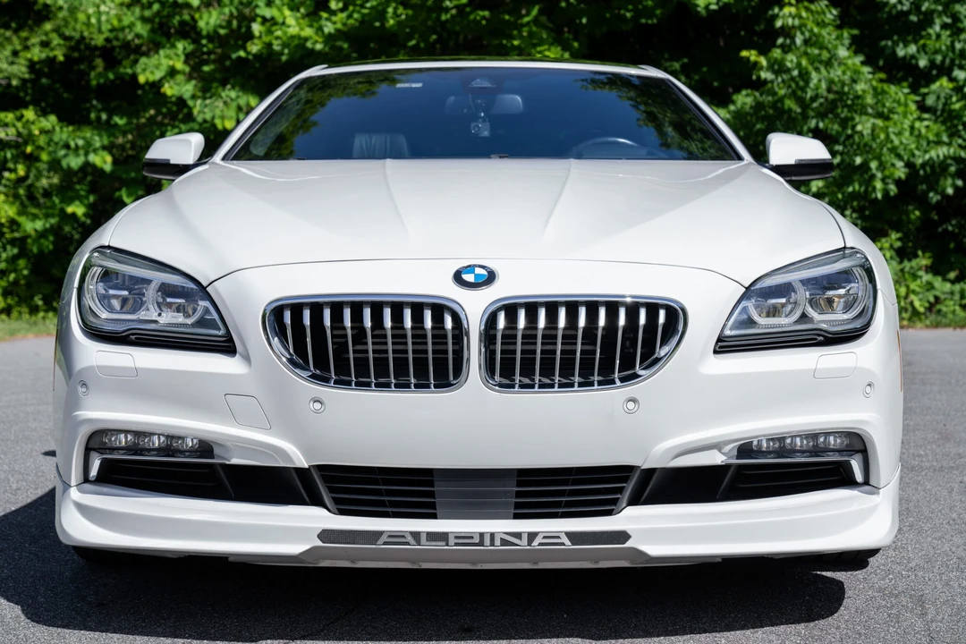 2017 BMW Alpina B6 - Image 2 of 31