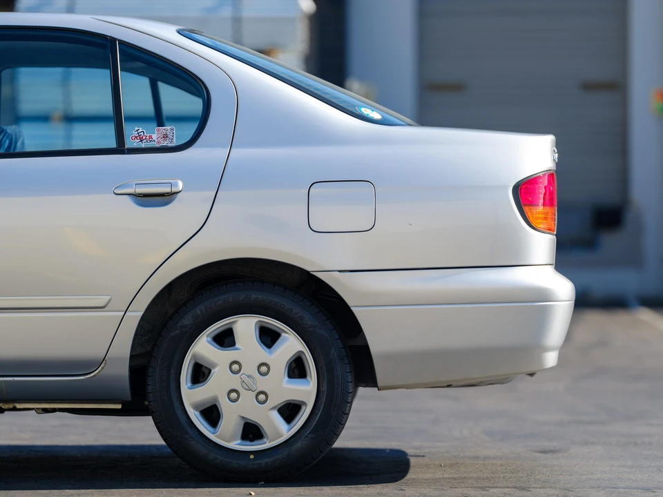1997 Nissan Primera 2nd Gen - Image 29 of 31