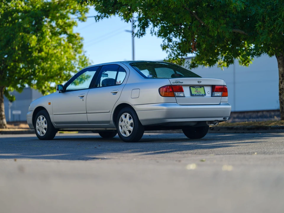 1997 Nissan Primera 2nd Gen - Image 5 of 31