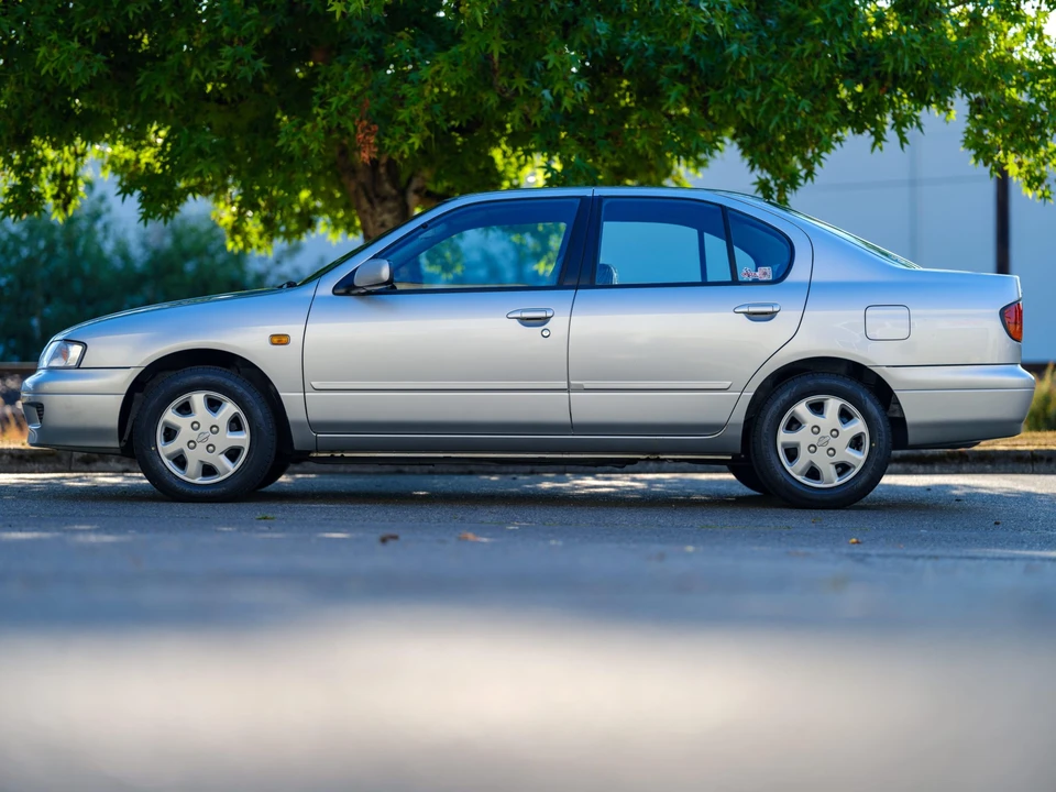 1997 Nissan Primera 2nd Gen - Image 3 of 31