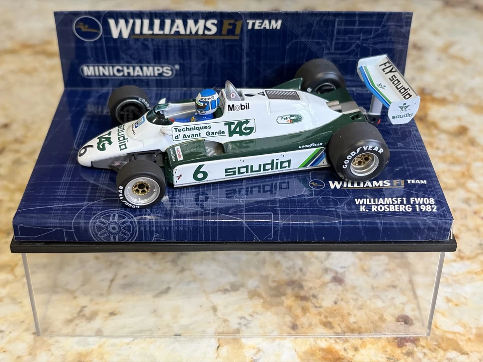 Parts & Memorabilia Scale Models - Image 8 of 31