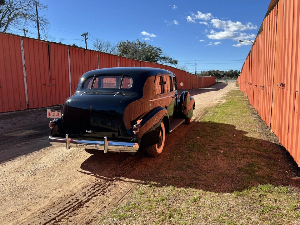 1938 Cadillac Series 70 & 75 - Image 9 of 31
