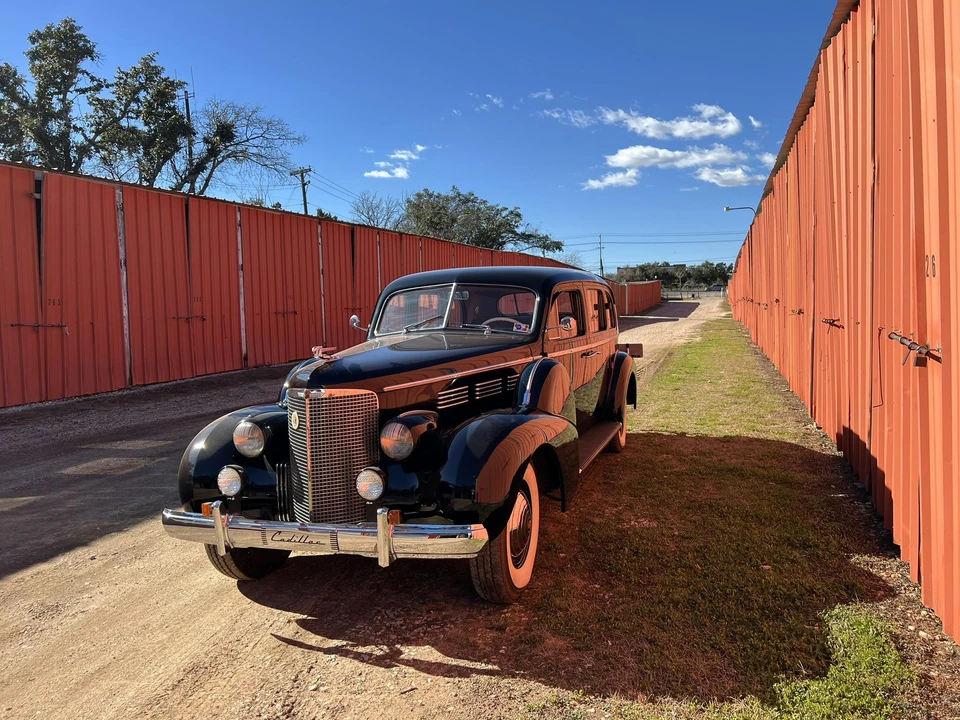 1938 Cadillac Series 70 & 75 - Image 2 of 31