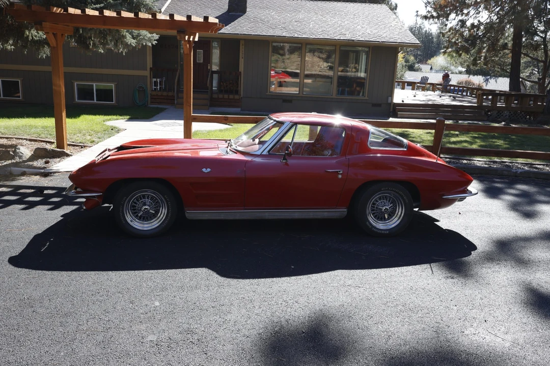 1963 Chevrolet Corvette C2 - Image 3 of 31