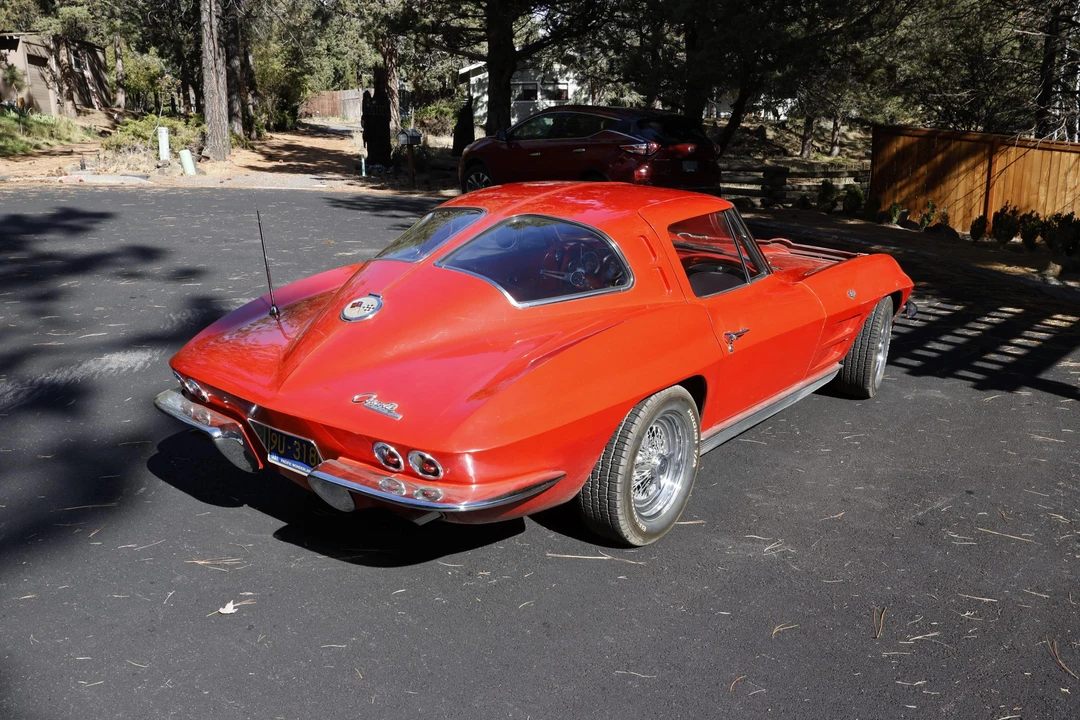 1963 Chevrolet Corvette C2 - Image 6 of 31