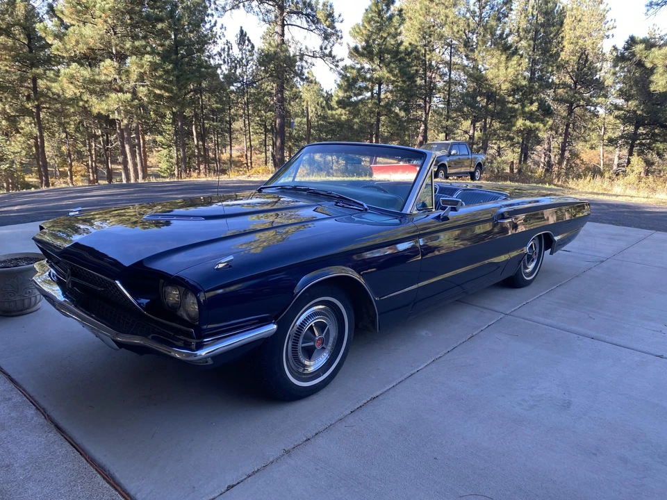 1966 Ford Thunderbird 4th Gen - Image 13 of 31