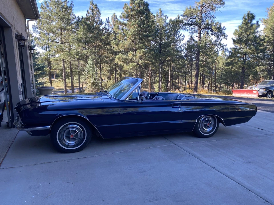 1966 Ford Thunderbird 4th Gen - Image 14 of 31