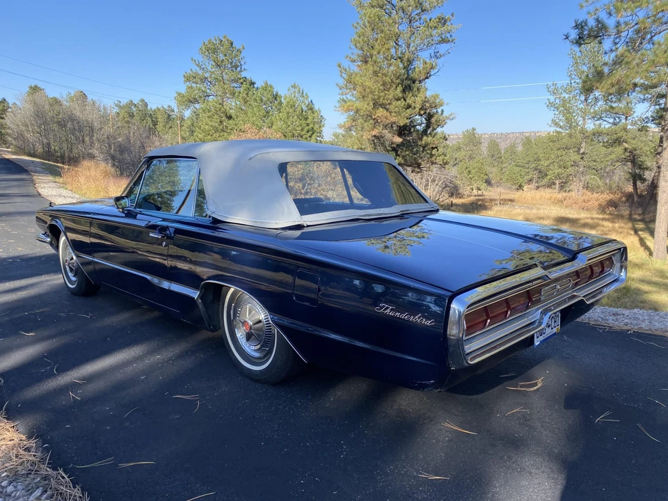 1966 Ford Thunderbird 4th Gen - Image 7 of 31