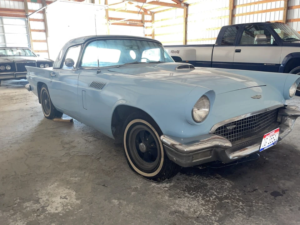 1957 Ford Thunderbird 1st Gen - Image 11 of 31