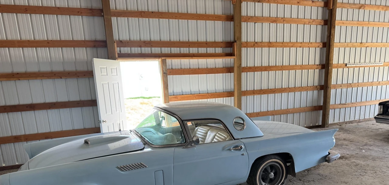 1957 Ford Thunderbird 1st Gen - Image 27 of 31
