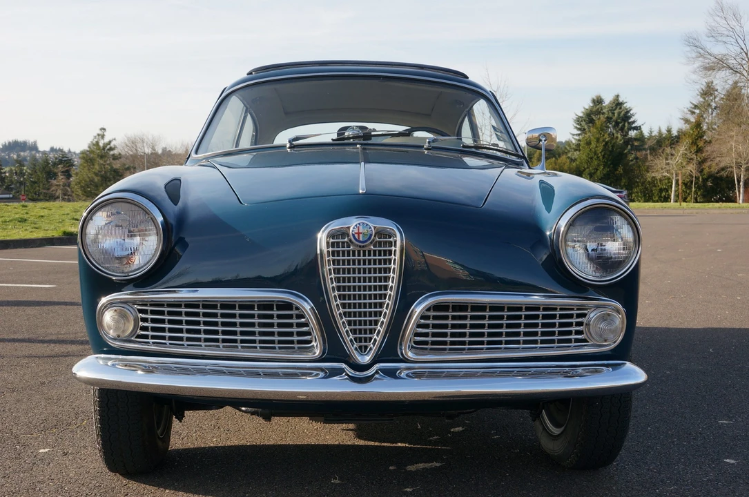 1964 Alfa Romeo Giulia Sprint GT - Image 9 of 31