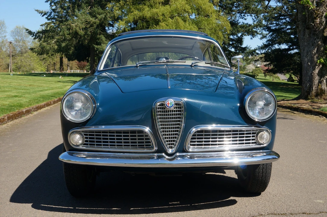 1964 Alfa Romeo Giulia Sprint GT - Image 10 of 31
