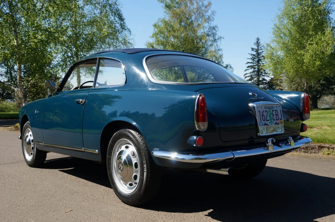 1964 Alfa Romeo Giulia Sprint GT - Image 16 of 31