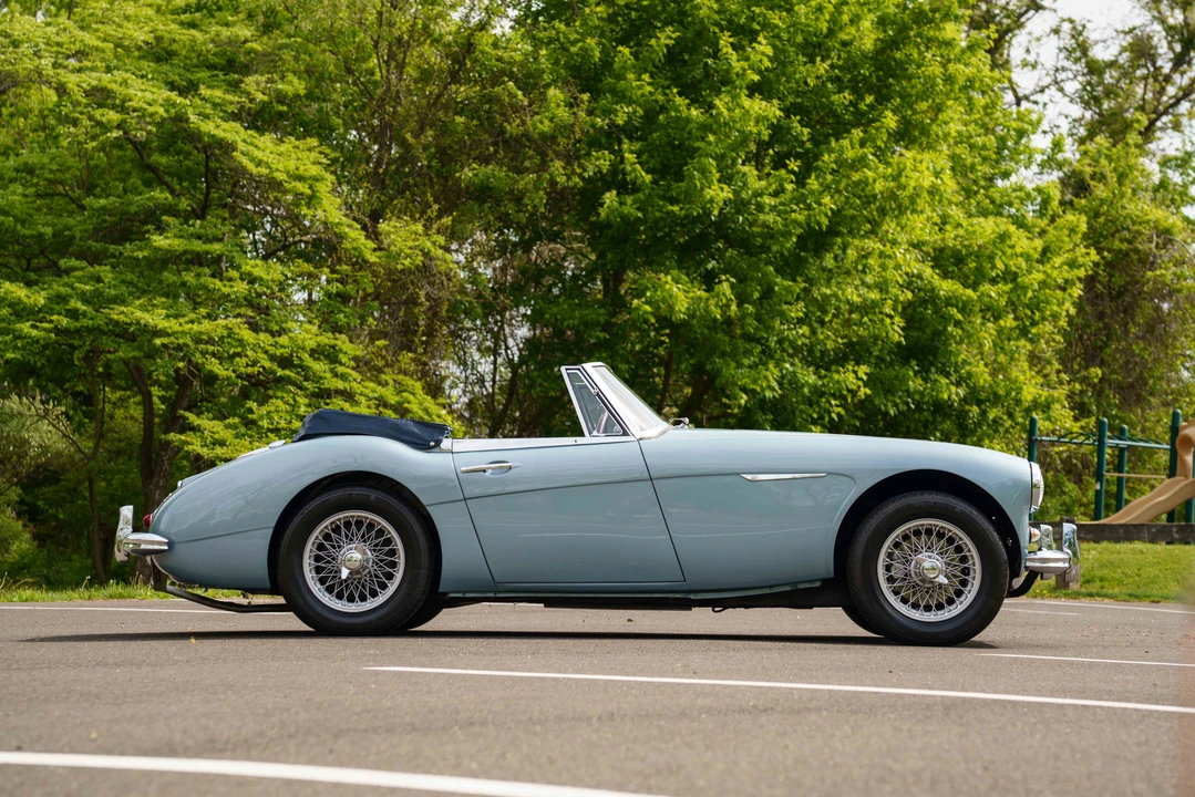 1964 Austin-Healey 3000 Mark III - Image 5 of 31