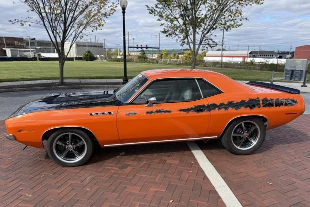 1974 Plymouth 'Cuda 3rd Gen Coupe - Image 4 of 14