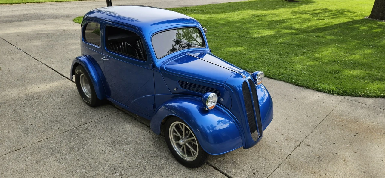 Ford Anglia - Image 5 of 31