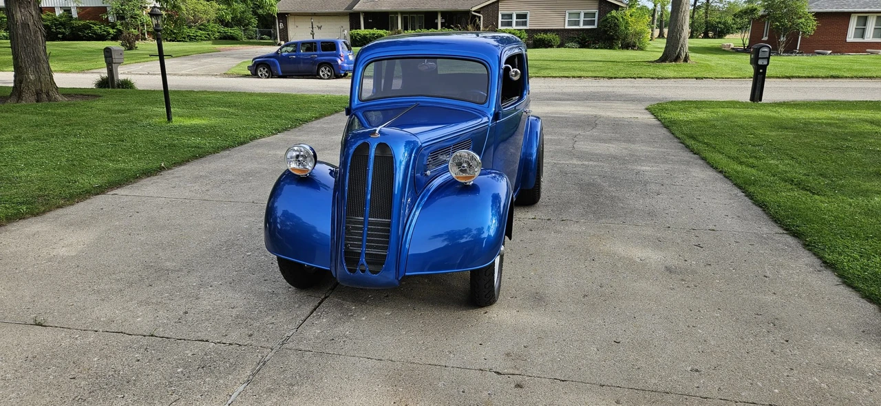 Ford Anglia - Image 3 of 31