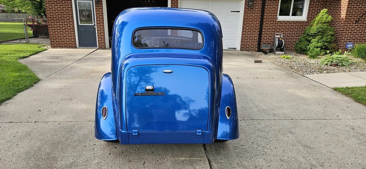Ford Anglia - Image 10 of 31