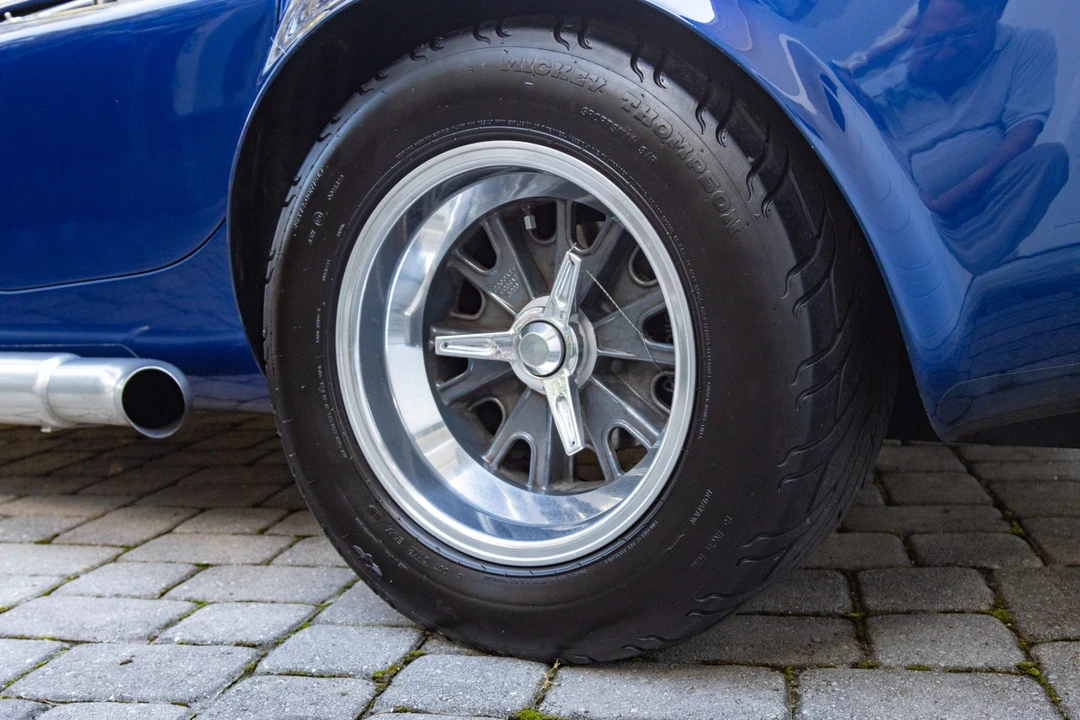 Shelby Cobra Replica - Image 24 of 31