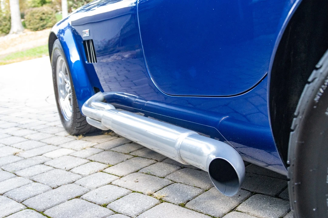 Shelby Cobra Replica - Image 23 of 31