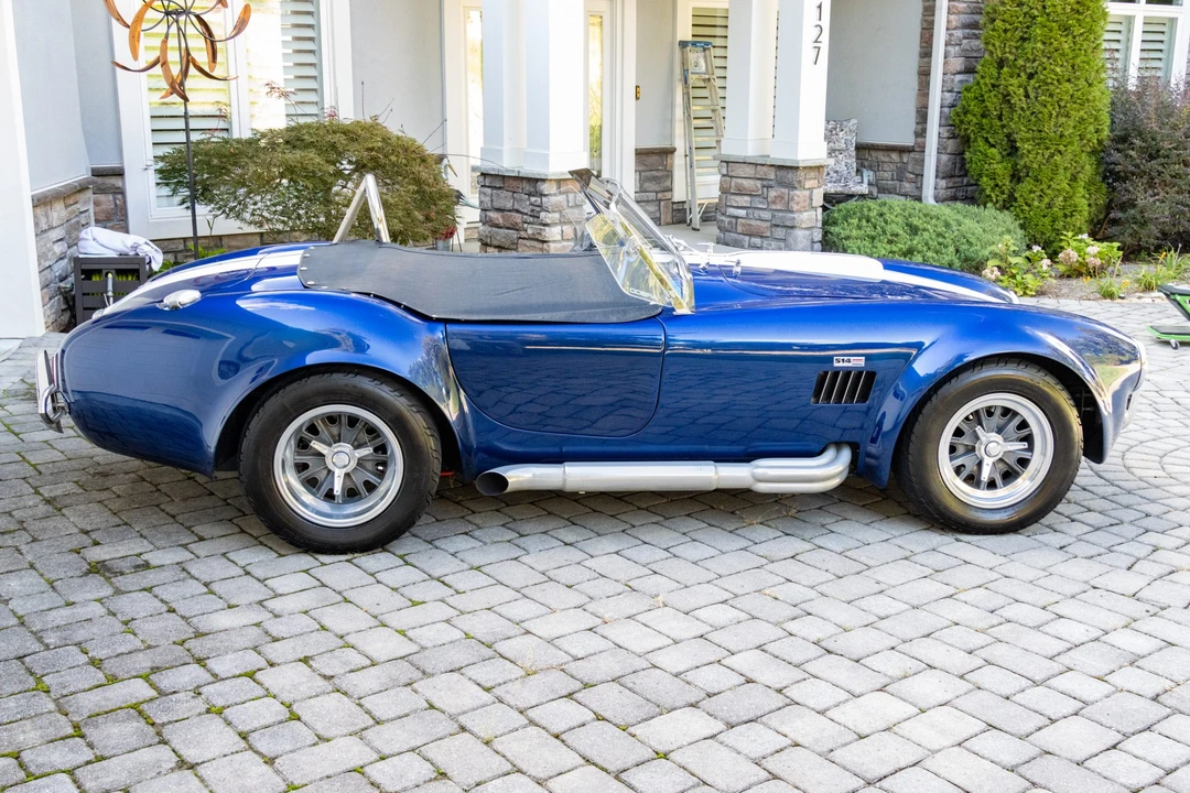 Shelby Cobra Replica - Image 11 of 31