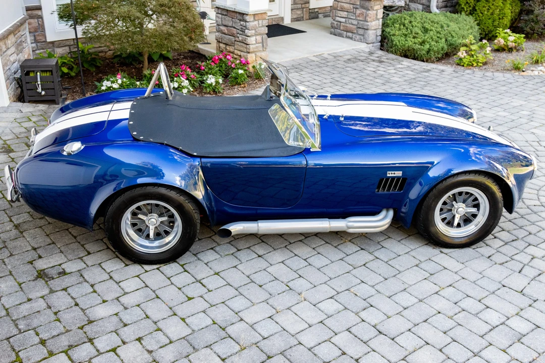 Shelby Cobra Replica - Image 10 of 31