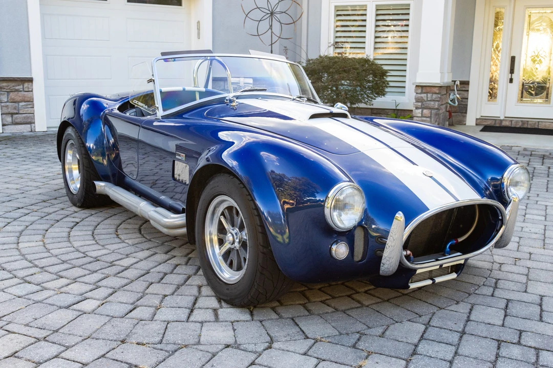 Shelby Cobra Replica - Image 14 of 31