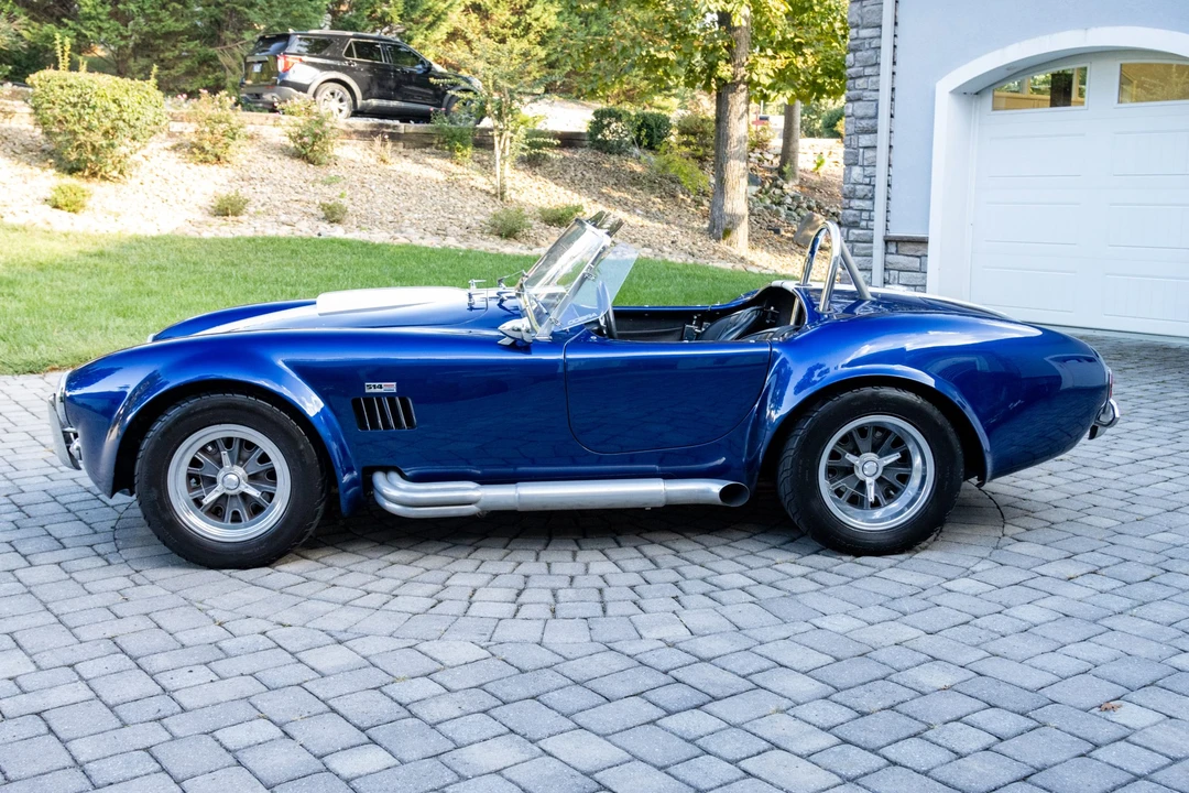 Shelby Cobra Replica - Image 4 of 31