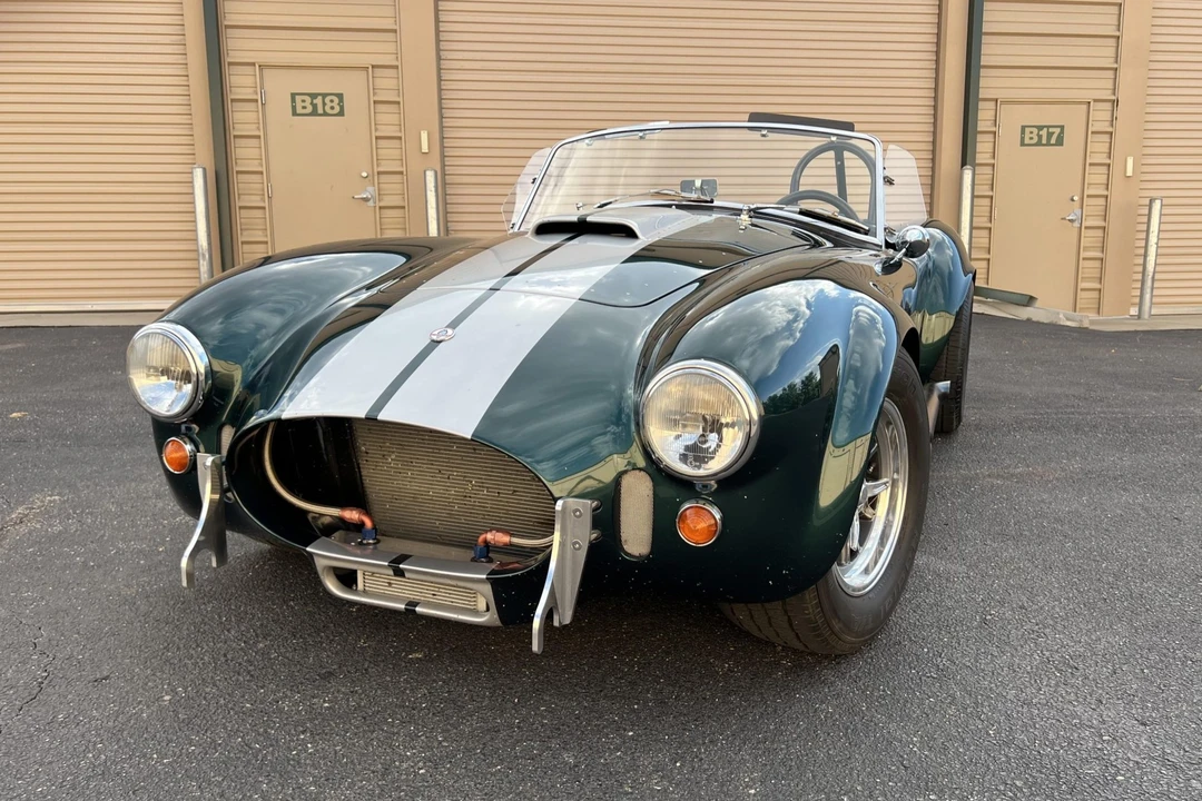 Shelby Cobra Replica - Image 21 of 31