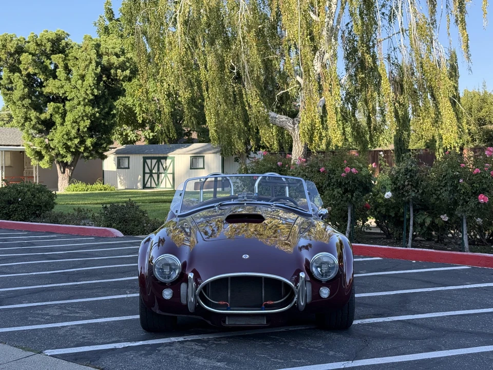 Superformance - Image 2 of 31