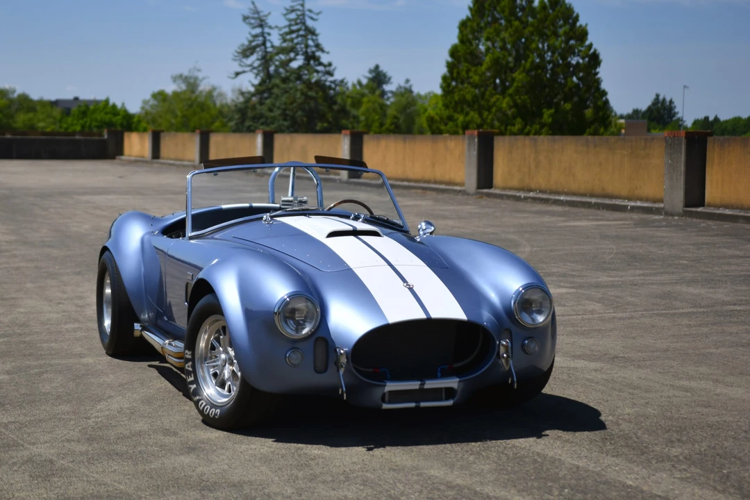 Shelby Cobra Replica - Image 5 of 31