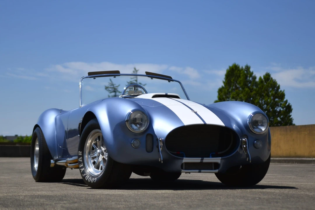 Shelby Cobra Replica - Image 7 of 31