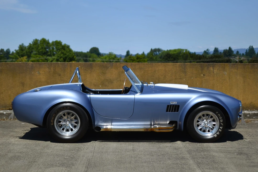 Shelby Cobra Replica - Image 11 of 31