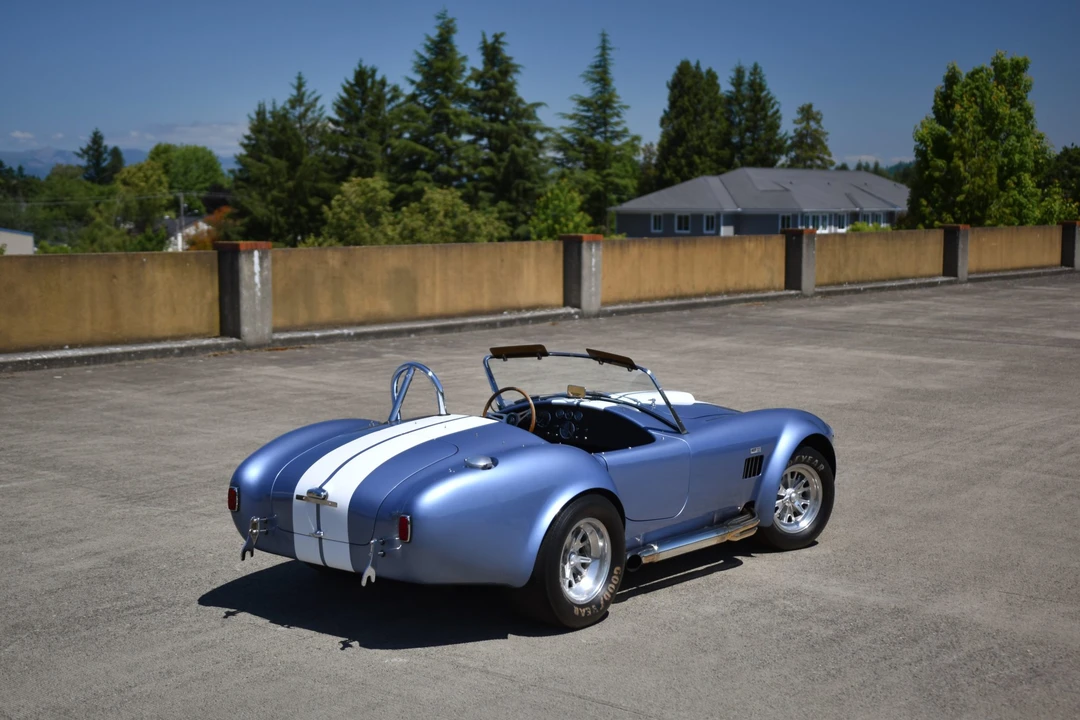 Shelby Cobra Replica - Image 13 of 31