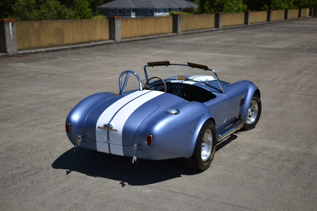 Shelby Cobra Replica - Image 15 of 31
