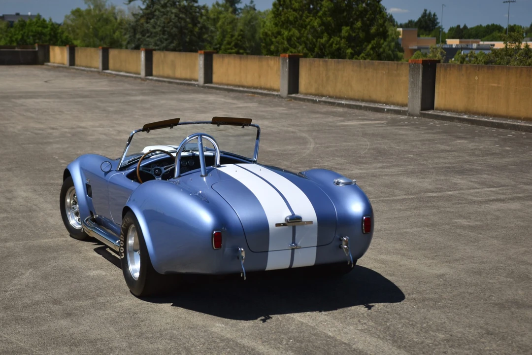Shelby Cobra Replica - Image 19 of 31