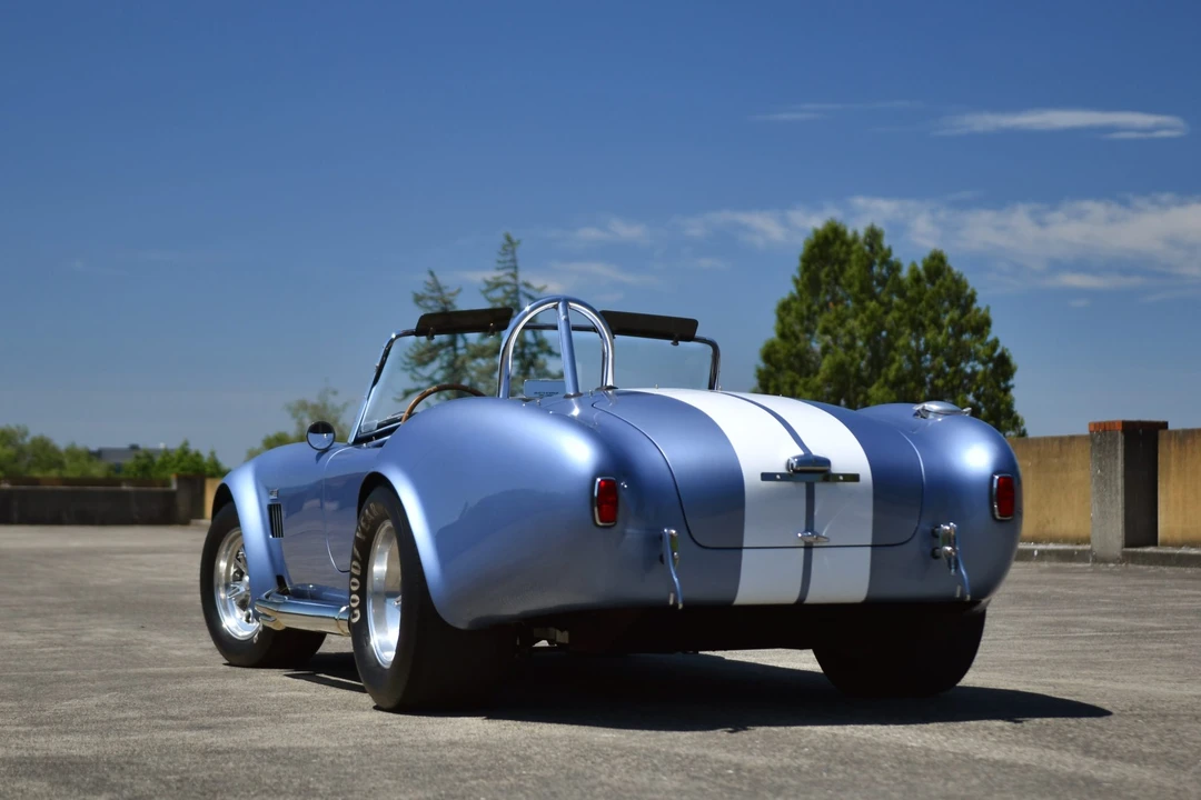 Shelby Cobra Replica - Image 21 of 31