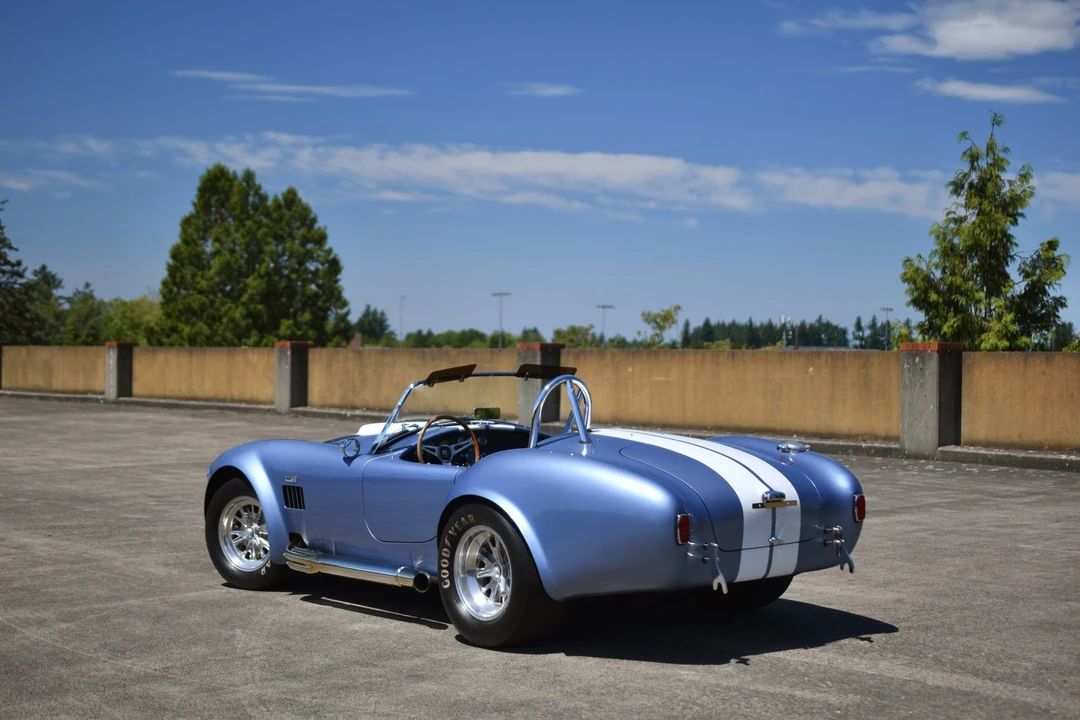 Shelby Cobra Replica - Image 22 of 31