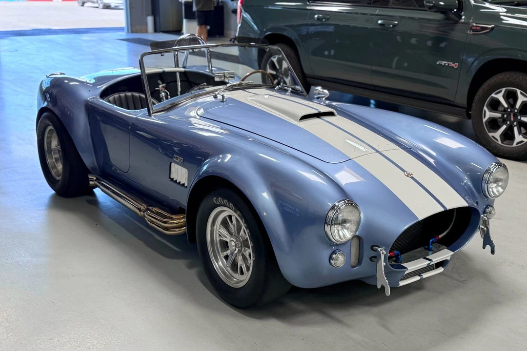 Shelby Cobra Replica - Image 31 of 31